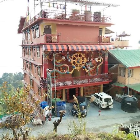 Hotel Golden Dragon Aritar Buitenkant foto