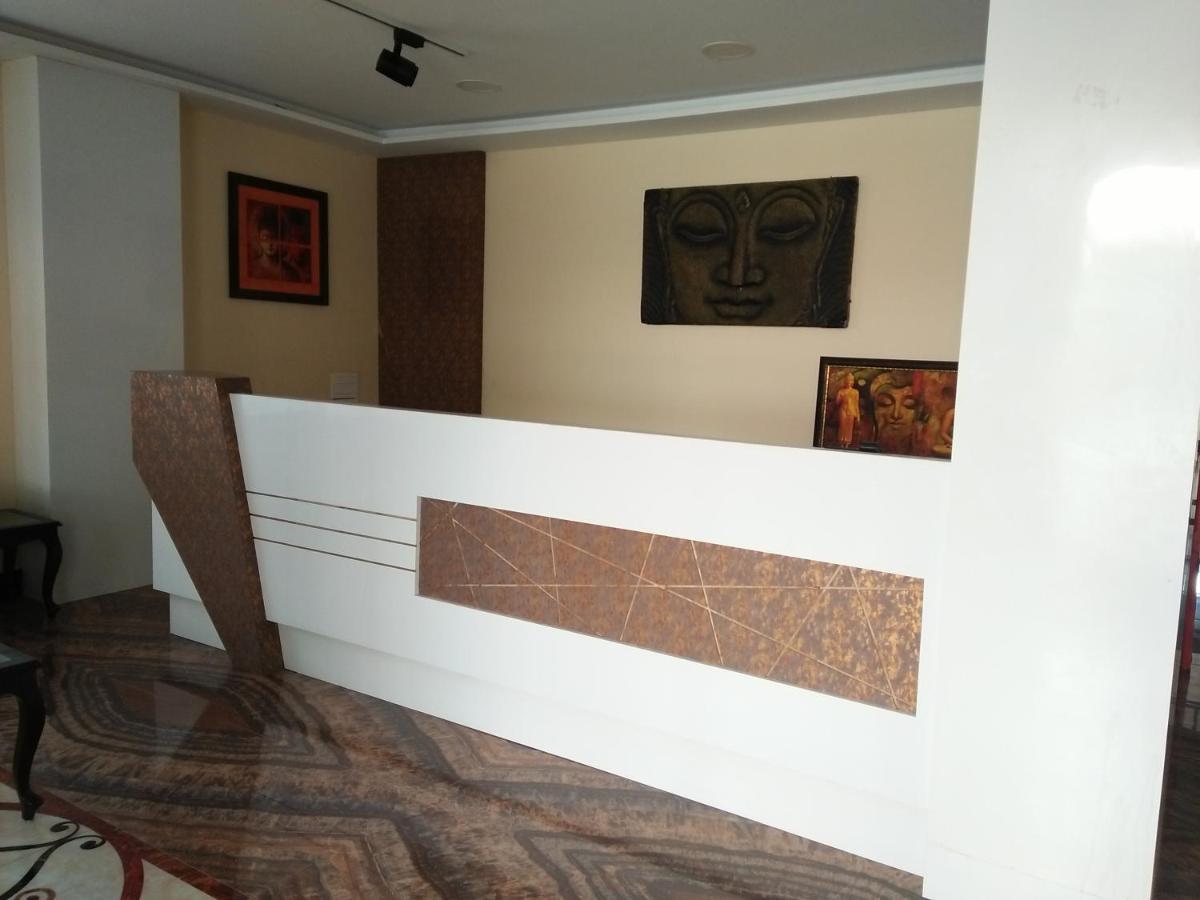 Hotel Golden Dragon Aritar Buitenkant foto